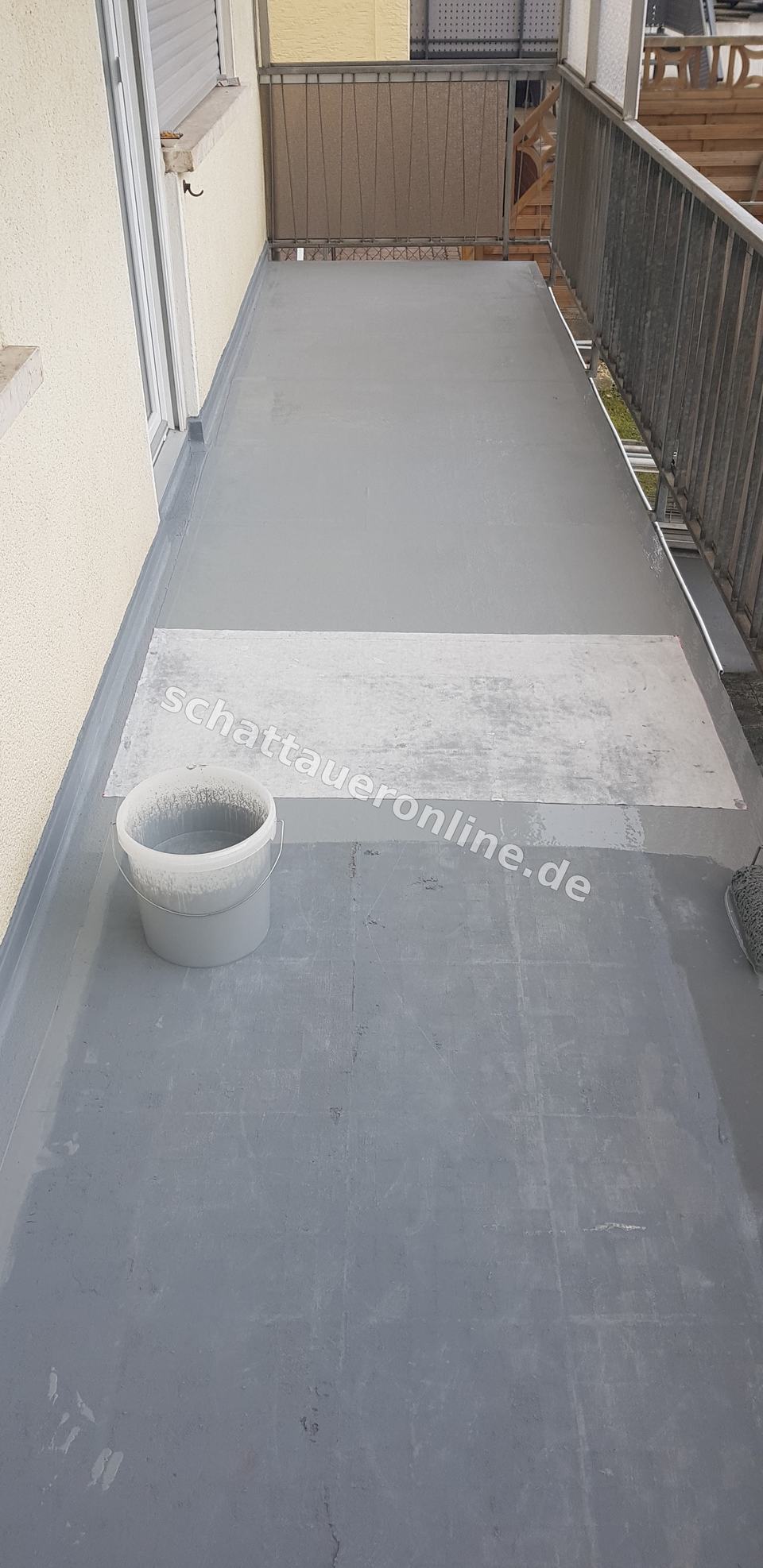 Ремонт балкона в Нойвиде с новым уплотнителем и противоскользящим покрытием - изображение проекта 020