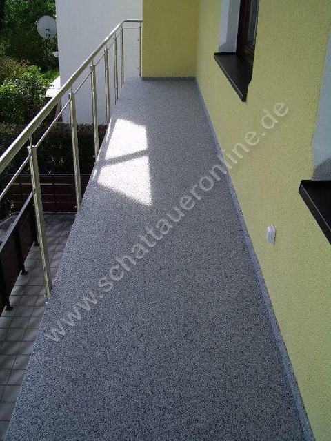 Ремонт балкона в Нойвиде с новым уплотнителем и противоскользящим покрытием - изображение проекта 045