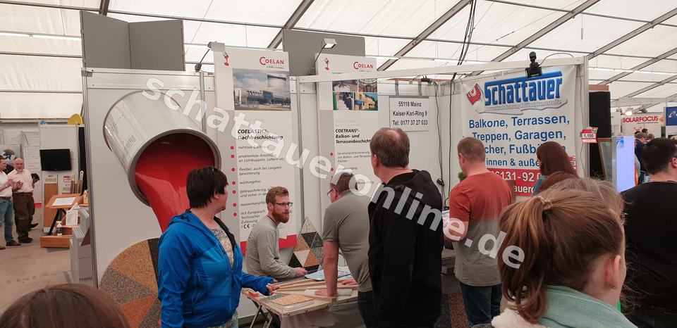 Trade fair stand floor area with long-lasting protection and wear layer - project image 007