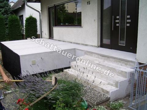 Terrace with liquid plastic sealing and robust wear layer - project image 047