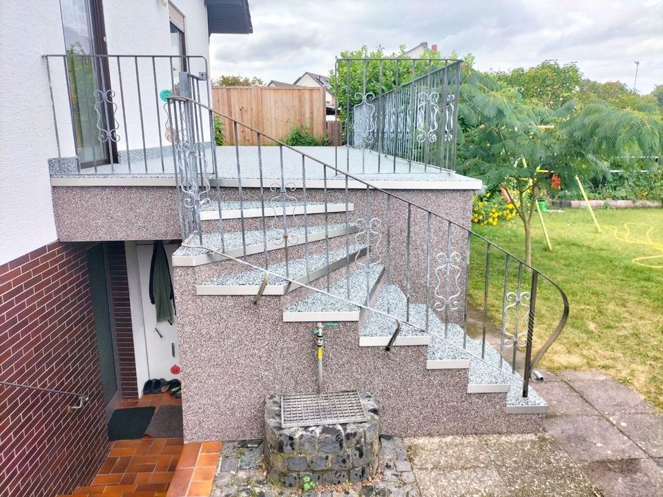 Treppenstufen mit neuer Schutzschicht und sauberem Anschlussbereich - Projektbild 065