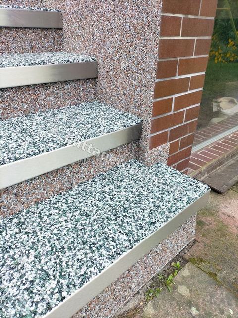 Treppenstufen Beschichtung fuer robusten und pflegeleichten Einsatz - Projektbild 066