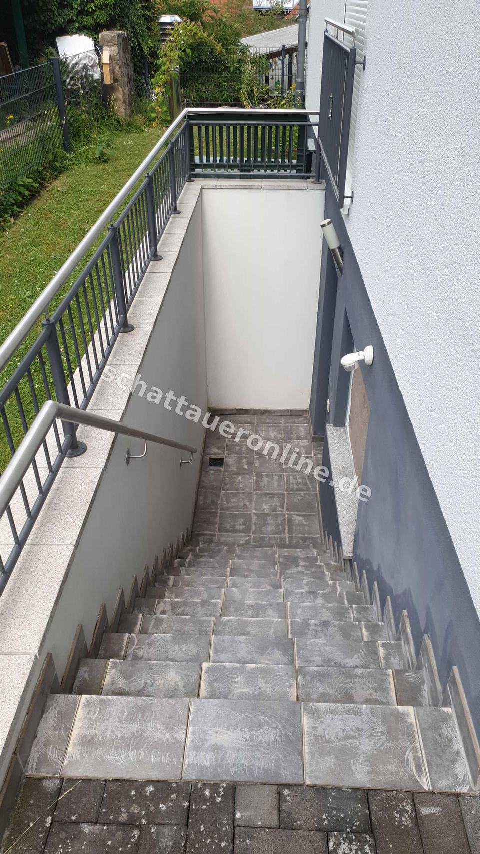 Покрытие наружной лестницы с противоскользящей поверхностью - изображение проекта 025